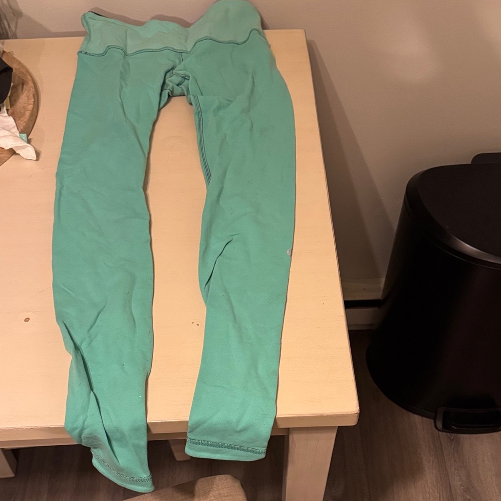 Lululemon Athletica Turquoise Leggings Reversible